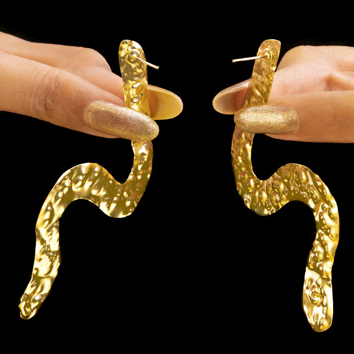 Anti-Tarnish Wavy Earrings ⭐️⭐️⭐️⭐️⭐️ 100% Satisfied Customers