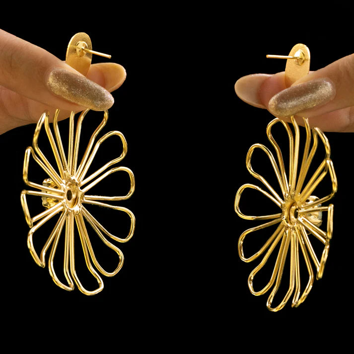 Anti-Tarnish Golden Flower & Emerald Earrings ⭐️⭐️⭐️⭐️⭐️ 100% Satisfied Customers