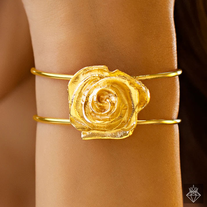 Anti-Tarnish Golden Rose Bracelet (Adjustable Size) ⭐️⭐️⭐️⭐️⭐️ 100% Satisfied Customers