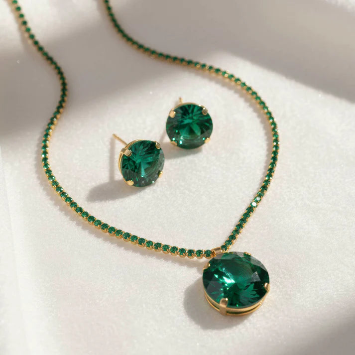 Anti-Tarnish Emerald Green Crystal Necklace Set with Earrings ⭐️⭐️⭐️⭐️⭐️ 100% Satisfied Customers