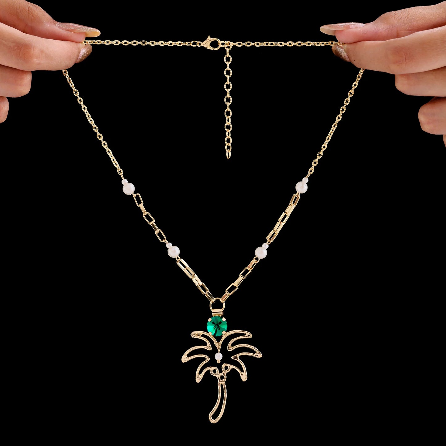 Anti-Tarnish Palm Tree Necklace Set With Earrings ⭐️⭐️⭐️⭐️⭐️ 100% Satisfied Customers