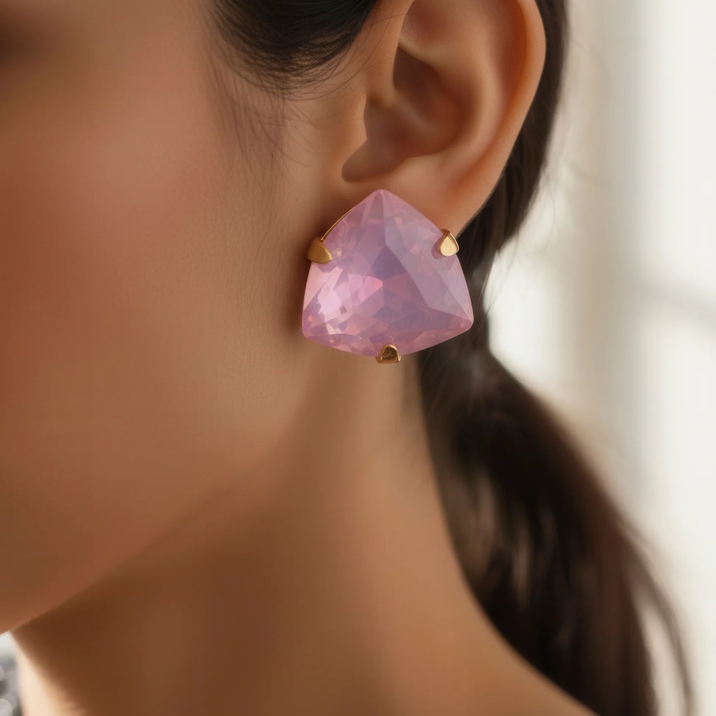 Anti-Tarnish Purple Trillion Stone Studs ⭐️⭐️⭐️⭐️⭐️ 100% Satisfied Customers