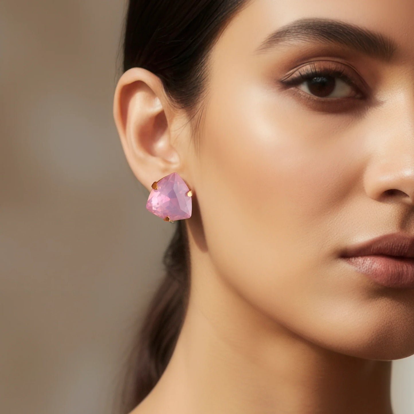 Anti-Tarnish Purple Trillion Stone Studs ⭐️⭐️⭐️⭐️⭐️ 100% Satisfied Customers