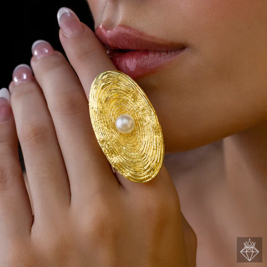 Anti-Tarnish Golden Cocktail Ring With Pearl (Adjustable Size) ⭐️⭐️⭐️⭐️⭐️ 100% Satisfied Customers