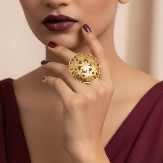 Anti-Tarnish Oversized Cutout Flower Ring (Adjustable Size) ⭐️⭐️⭐️⭐️⭐️ 100% Satisfied Customers
