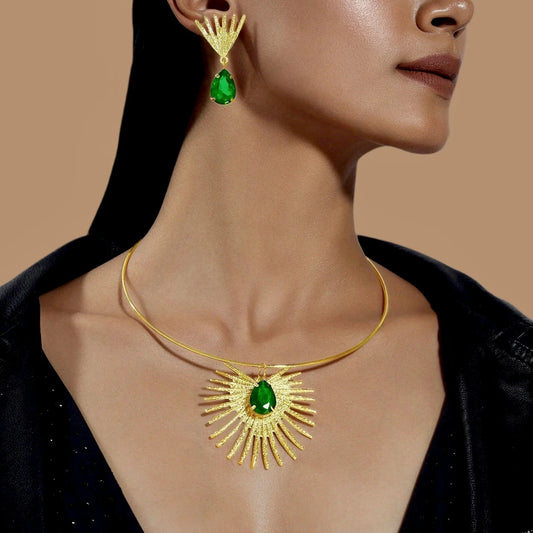 Anti-Tarnish Emerald Necklace Set With Earrings ⭐️⭐️⭐️⭐️⭐️ 100% Satisfied Customers